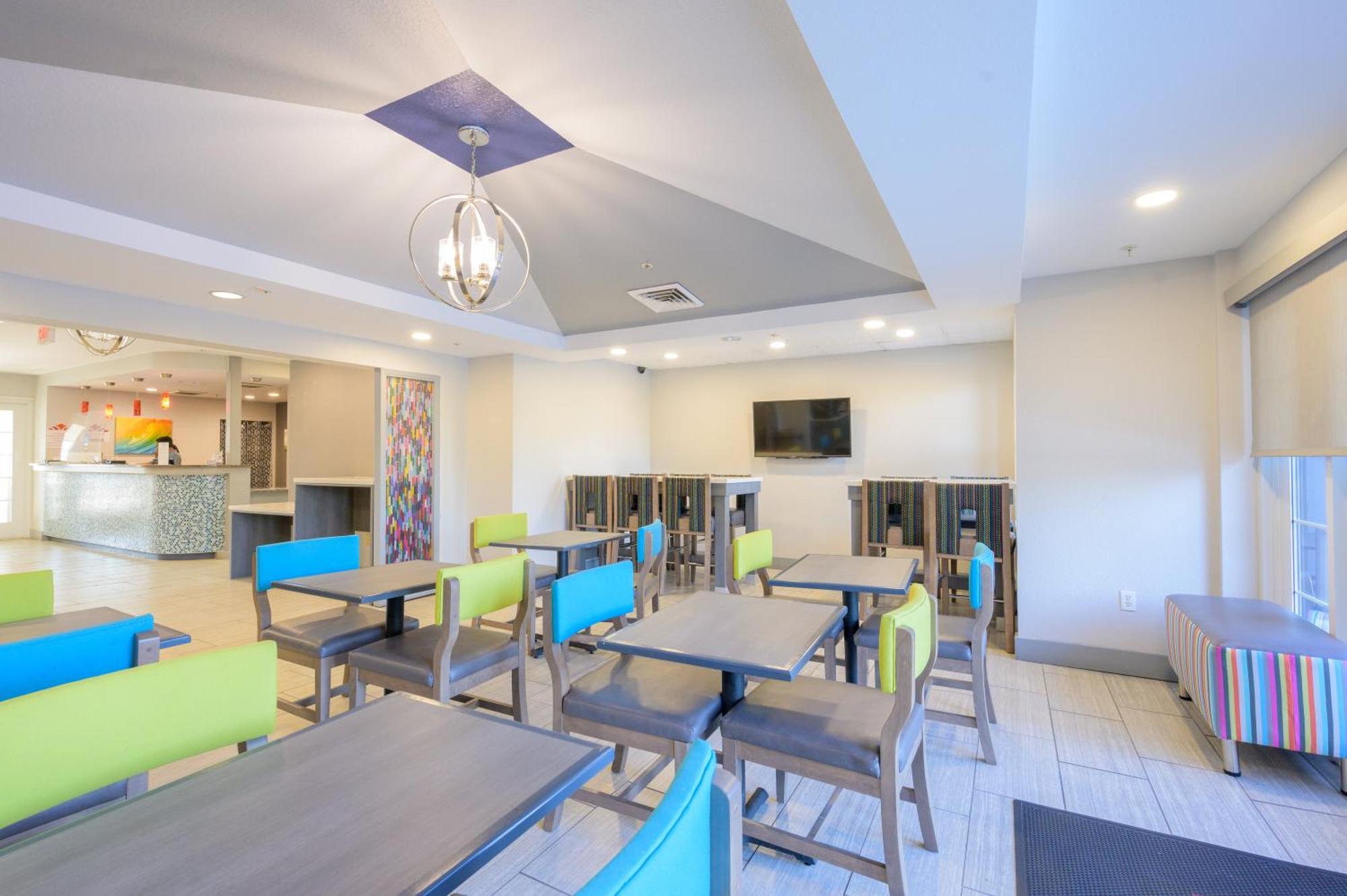 Hawthorn Extended Stay By Wyndham Panama City Beach Upper Grand Lagoon Exterior foto