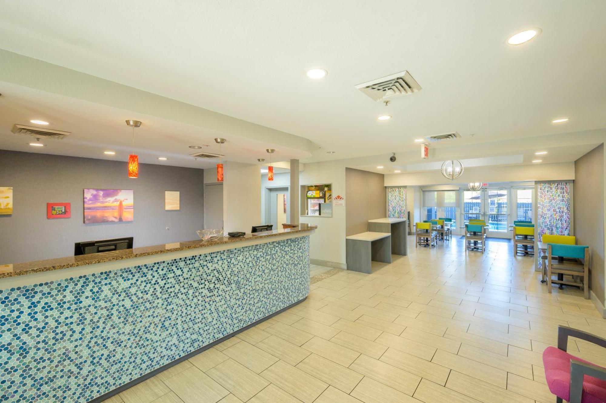 Hawthorn Extended Stay By Wyndham Panama City Beach Upper Grand Lagoon Exterior foto